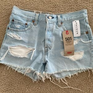 Levi’s light washed denim shorts